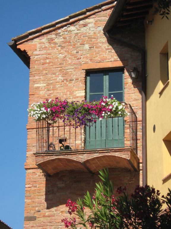 Borgo Fajani Pension Terricciola Buitenkant foto